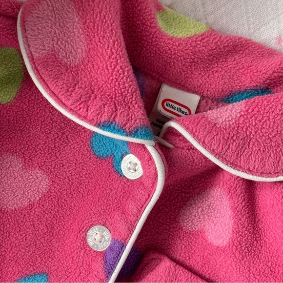 ⭒ 3-6M Little Tikes Hearts Pyjama Set Button up Long Sleeve Collar Colorful ⭒ - Picture 3 of 16